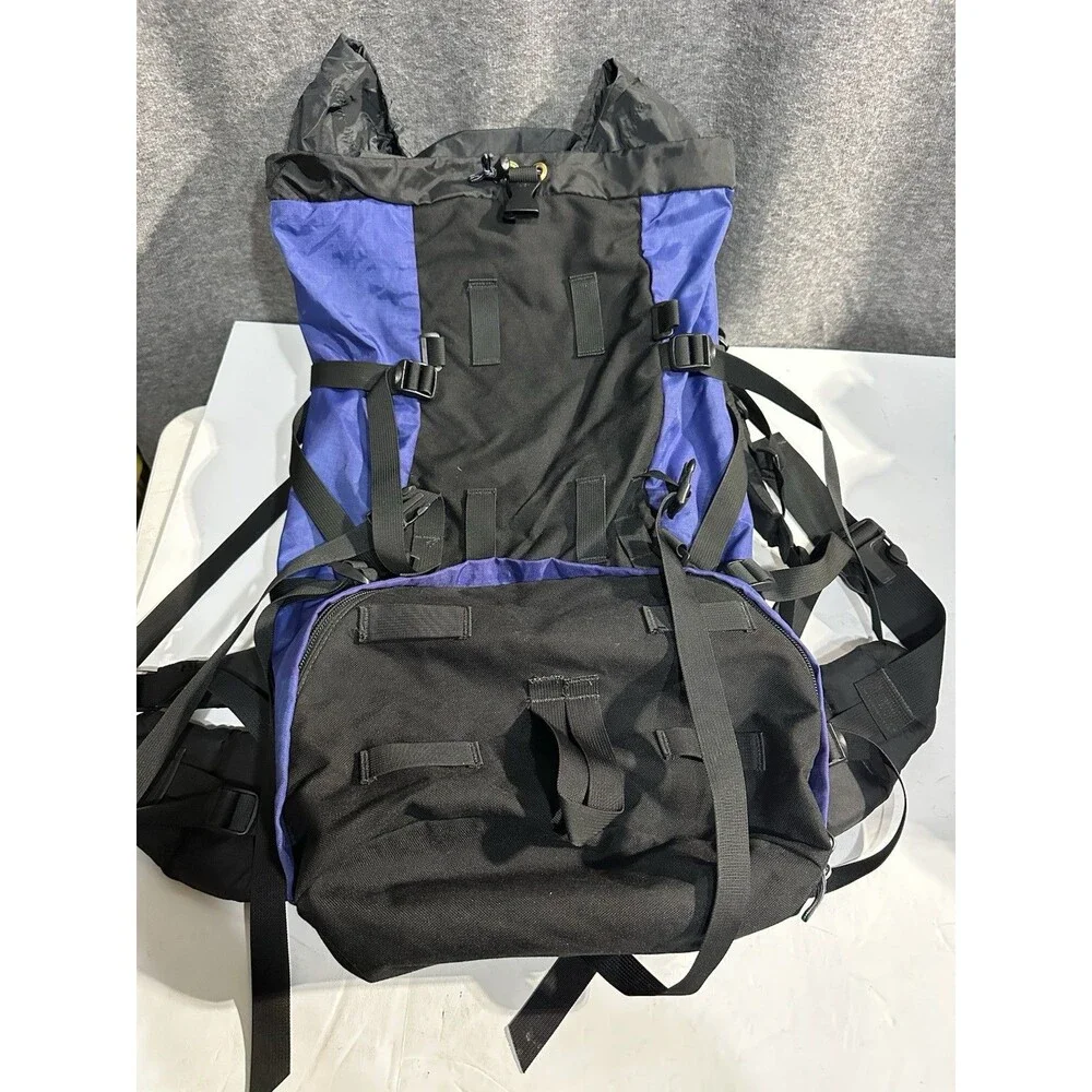 Vintage 90’s MEI Hiking Nylon Backpack Blue Black 70L Mountain Equipment Inc